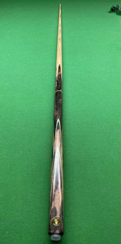 Macassar and green veneer three quarter 938 cue